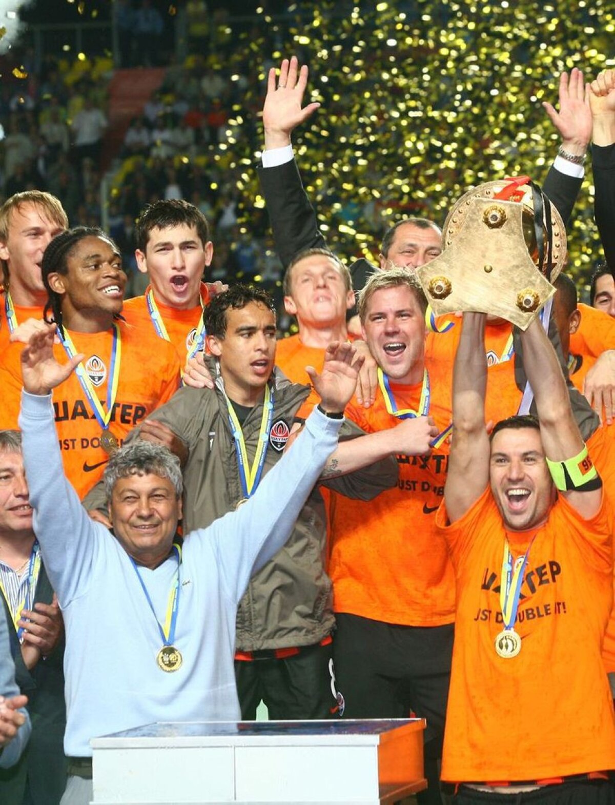 IMAGINI DE COLECȚIE » La mulți ani, Mircea Lucescu! Cel mai titrat antrenor român împlinește azi 74 de ani