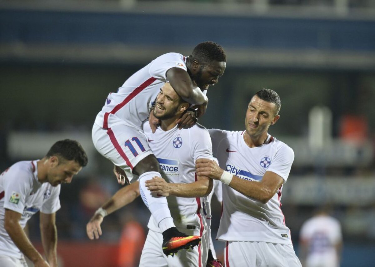 FOTO Hopa Muniru »  Stelistul a fost extaziat golurile echipei sale cu Viitorul și a fost la un pas să se rănească