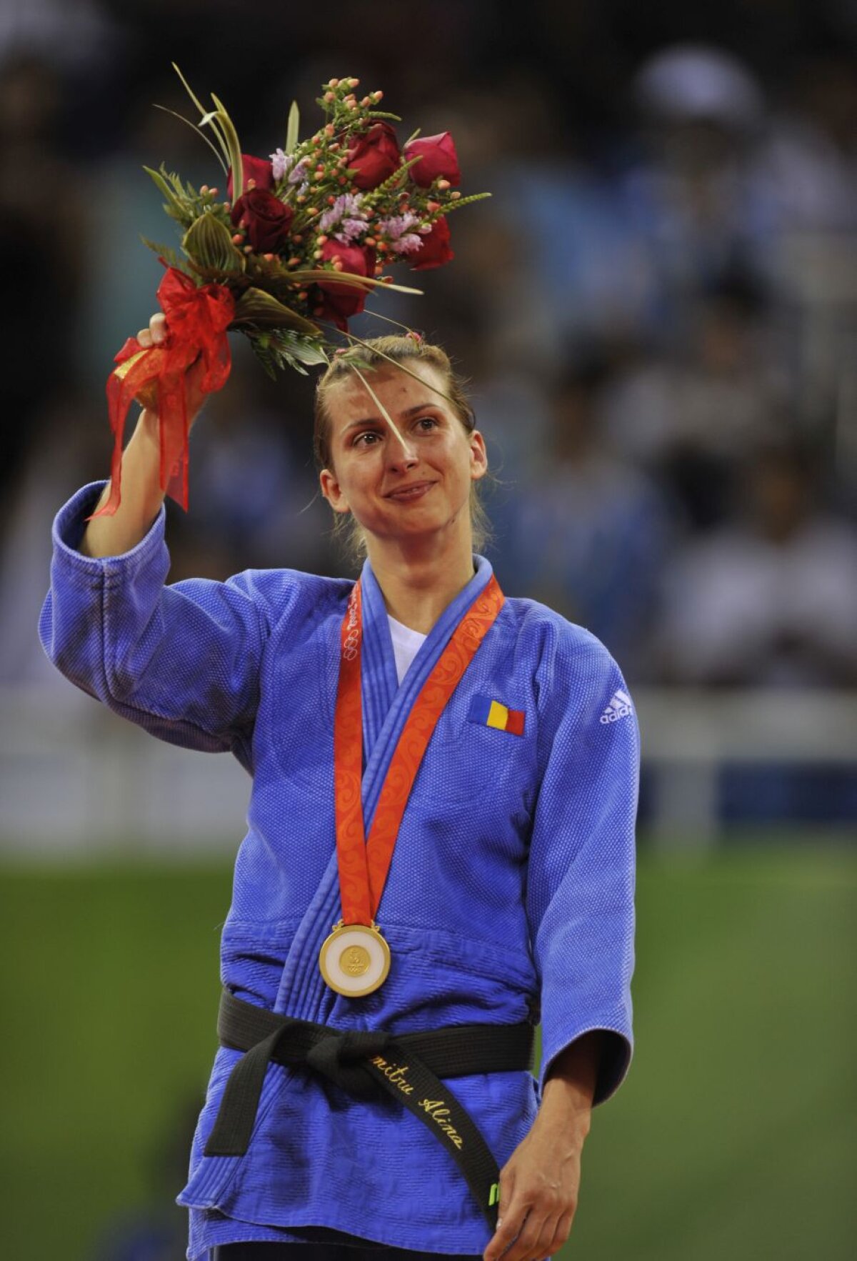 Noi toți suntem Team România » Episodul 6: Sâmbăta de aur » Alina Dumitru a cucerit în 2008, la Beijing, primul, și deocamdată singurul, titlul olimpic al judoului românesc