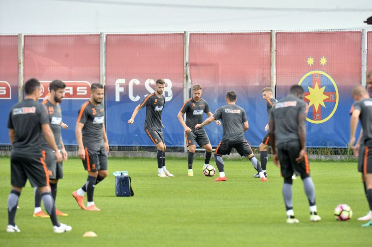 GALERIE FOTO Antrenamentul Stelei de dinaintea meciului cu Sparta Praga » Primele imagini cu noul transfer al roș-albaștrilor sub comanda lui Reghe