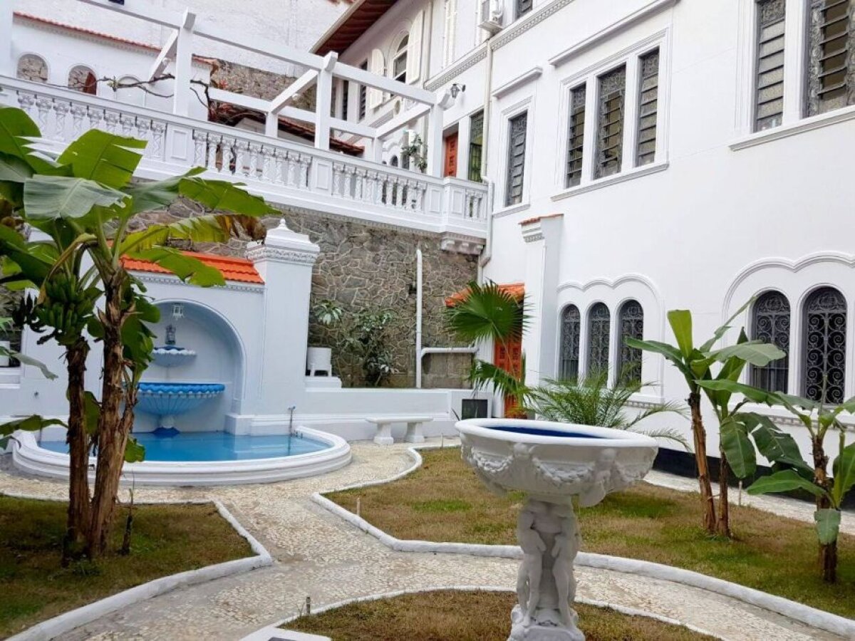 Casa cu fantome » Stafiile a doi tineri îndrăgostiți bântuie de aproape 85 de ani clădirea în care funcționează Consulatul României la Rio de Janeiro și în care va fi inaugurată pe 6 august Casa Olimpică