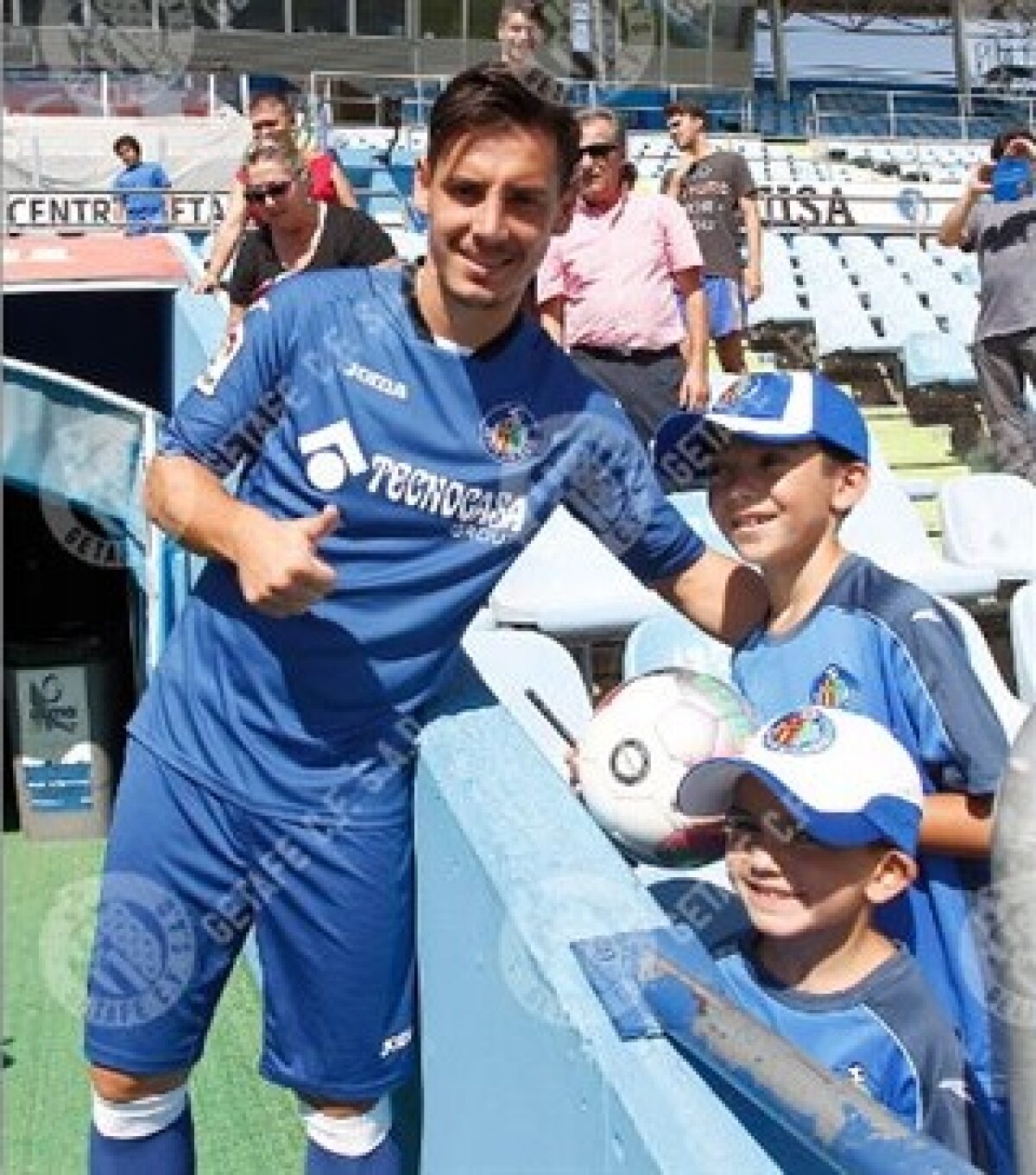 VIDEO + FOTO Paul Anton, prezentat oficial la Getafe » Primele declarații ale fostului căpitan dinamovist