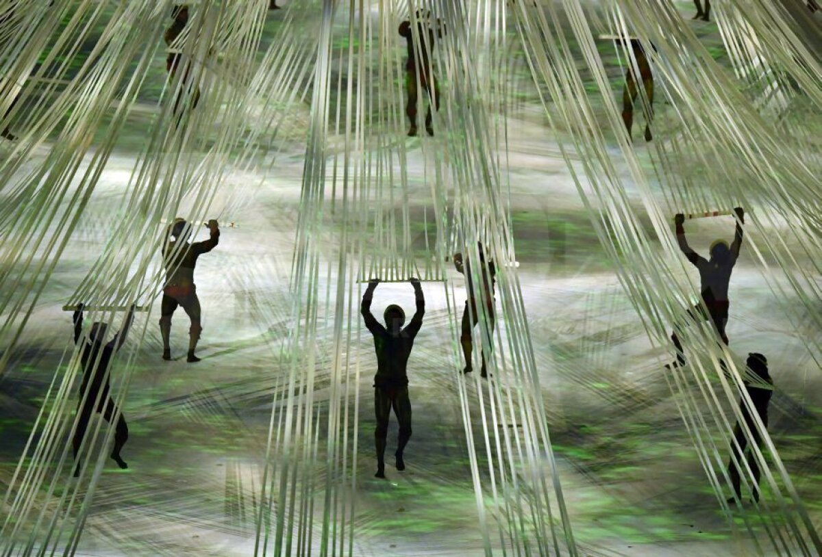 GALERIE FOTO Imagini superbe surprinse de fotograful Gazetei la deschiderea Jocurilor Olimpice de la Rio