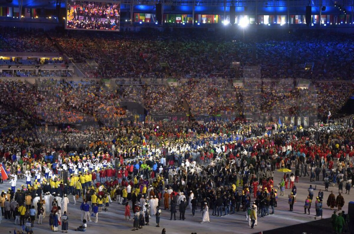 O jucătoare de tenis din Germania, fascinată de româncele de la JO 2016: "30 de fete fierbinți conduc delegația României"