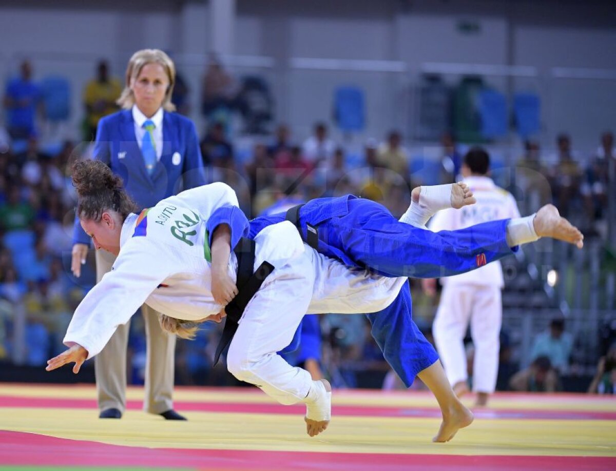 GALERIE FOTO / UPDATE Surpriză neplăcută la Rio: judoka Andreea Chițu, liderul mondial, a ratat orice șansă la medalie. Plângea cu sughițuri după eliminare: ”Asta-s eu, nu pot să fac antijoc!”