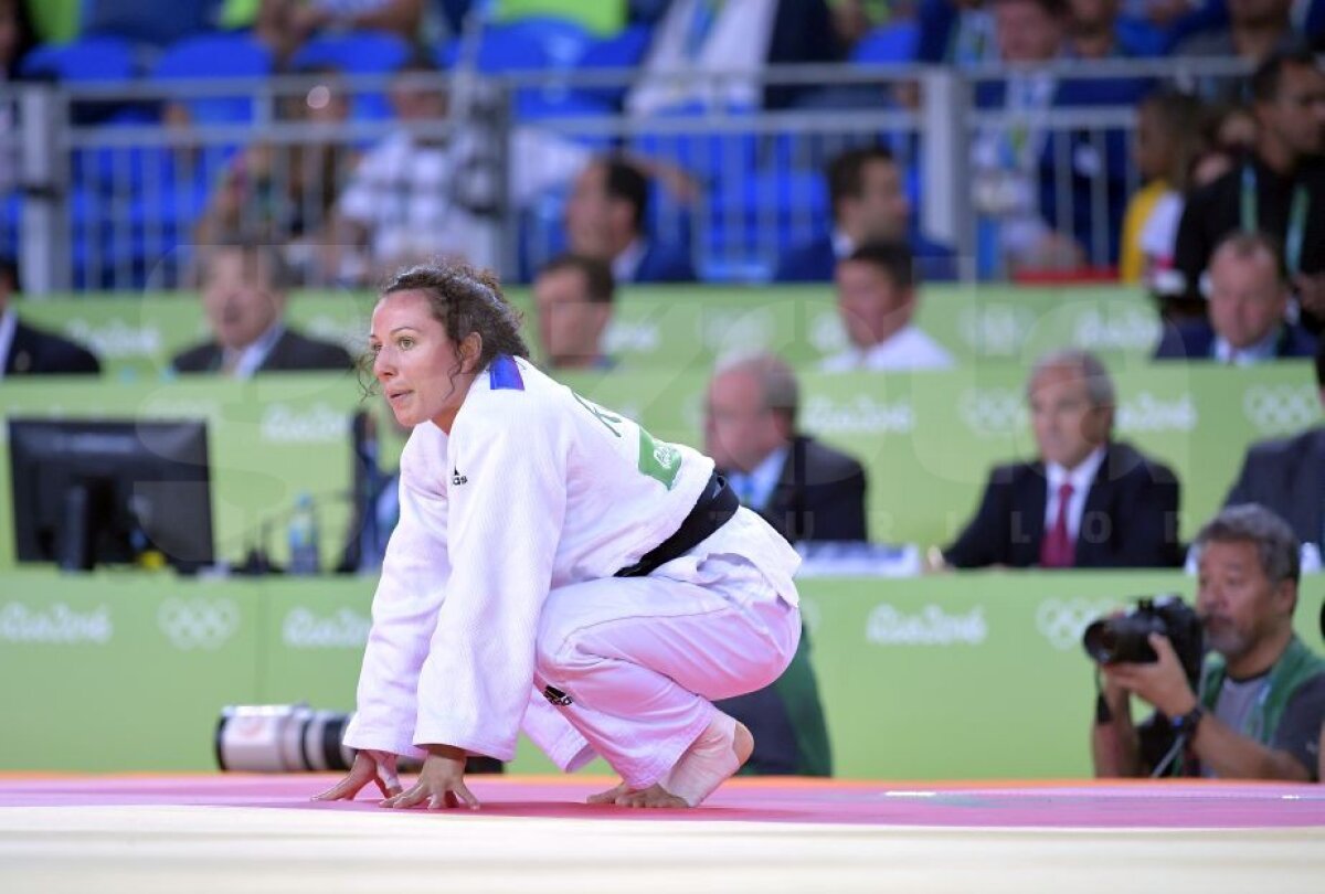 GALERIE FOTO / UPDATE Surpriză neplăcută la Rio: judoka Andreea Chițu, liderul mondial, a ratat orice șansă la medalie. Plângea cu sughițuri după eliminare: ”Asta-s eu, nu pot să fac antijoc!”