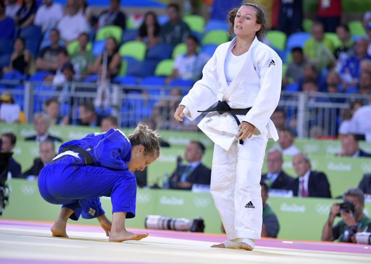 GALERIE FOTO / UPDATE Surpriză neplăcută la Rio: judoka Andreea Chițu, liderul mondial, a ratat orice șansă la medalie. Plângea cu sughițuri după eliminare: ”Asta-s eu, nu pot să fac antijoc!”