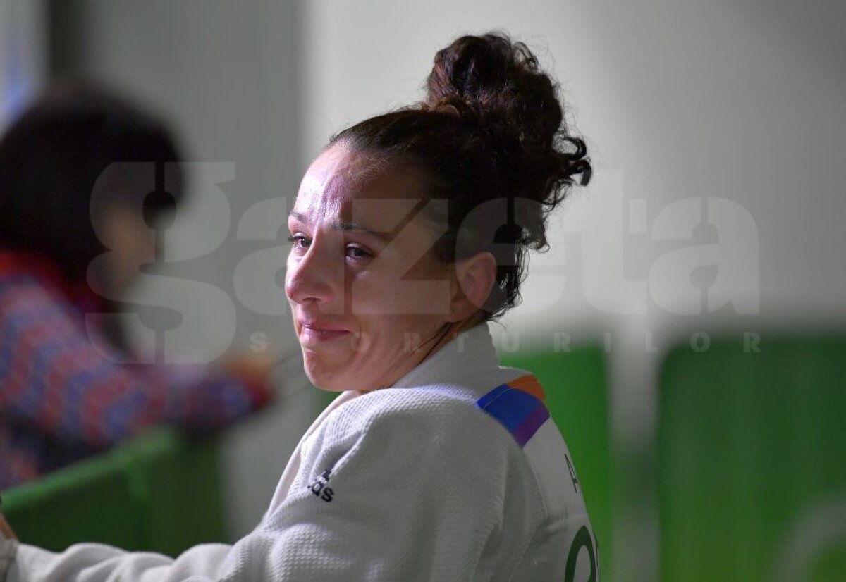 GALERIE FOTO / UPDATE Surpriză neplăcută la Rio: judoka Andreea Chițu, liderul mondial, a ratat orice șansă la medalie. Plângea cu sughițuri după eliminare: ”Asta-s eu, nu pot să fac antijoc!”