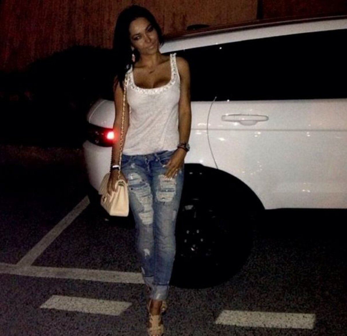 FOTO Trădat de soție pentru un pădurar! Cel mai dur jucător din Premier League a trăit dezamăgirea vieții