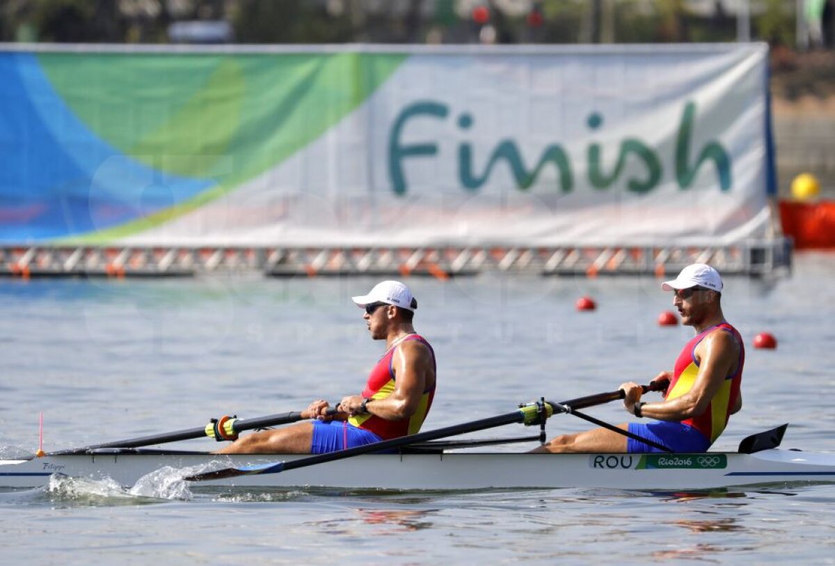 GALERIE FOTO Corespondență de la Rio » Fericire maximă în tabăra României de dublu rame: "Mâine murim și eu, și mama!"