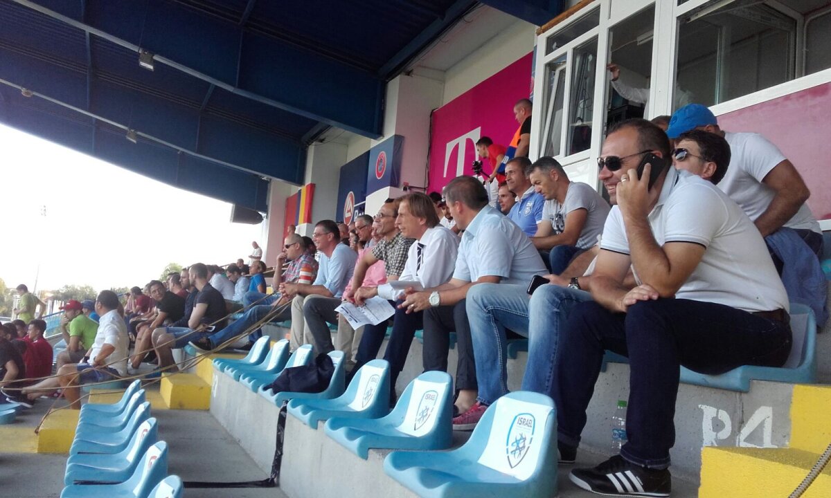 VIDEO+FOTO Daum prezent la toate acțiunile ce țin de fotbalul românesc! Azi a fost să vadă meciurile României U17 și U19: "Am vorbit cu jucătorii la cabine"