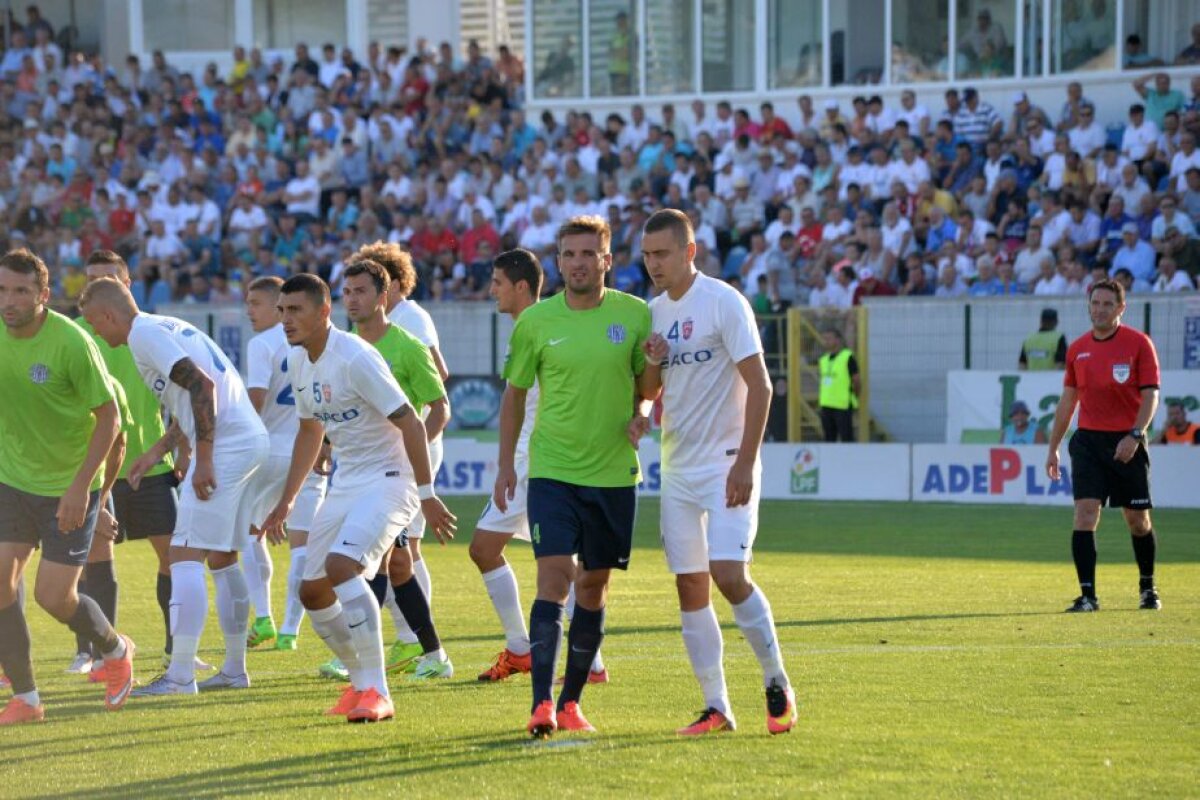 VIDEO+FOTO » FC Botoșani a învins Poli Iași, 1-0, și s-a calificat în ”sferturile” Cupei Ligii! Trupa lui Leo Grozavu va întâlni Steaua