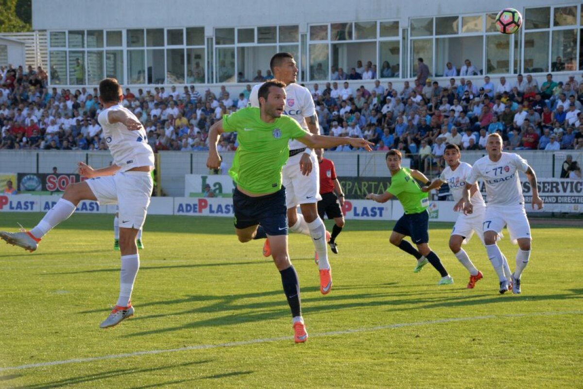 VIDEO+FOTO » FC Botoșani a învins Poli Iași, 1-0, și s-a calificat în ”sferturile” Cupei Ligii! Trupa lui Leo Grozavu va întâlni Steaua
