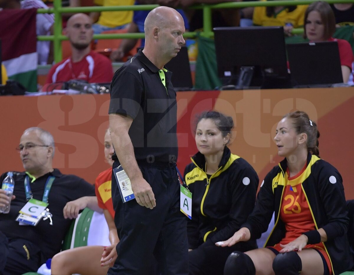 FOTO Corespondență din Rio » Antrenorul fără reacție » Tomas Ryde a pierdut duelurile tactice cu tehnicienii Angolei și Braziliei
