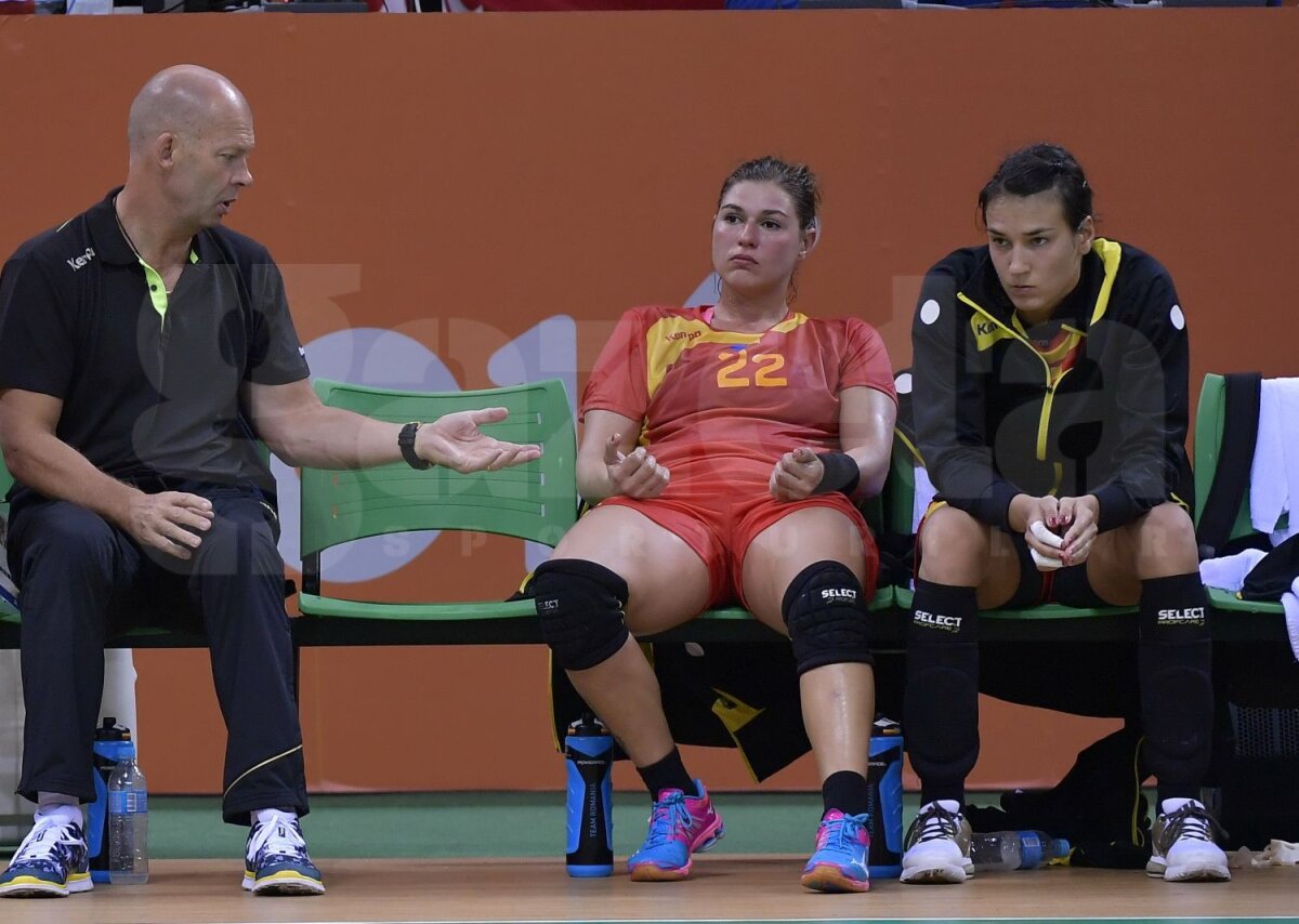 FOTO Corespondență din Rio » Antrenorul fără reacție » Tomas Ryde a pierdut duelurile tactice cu tehnicienii Angolei și Braziliei