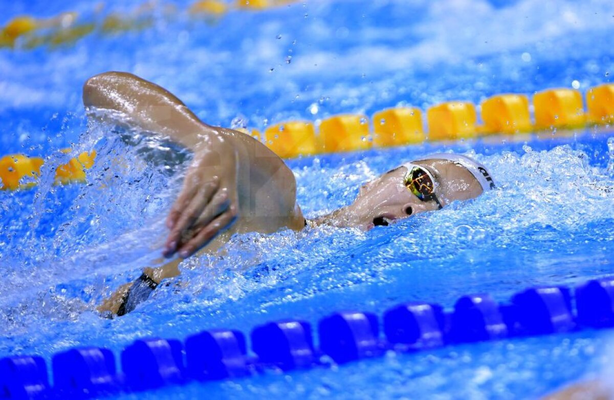 FOTO Robert Glinţă a ratat calificarea în semifinalele probei de 200m spate » La înot a concurat şi cea mai tânără sportivă din lotul României