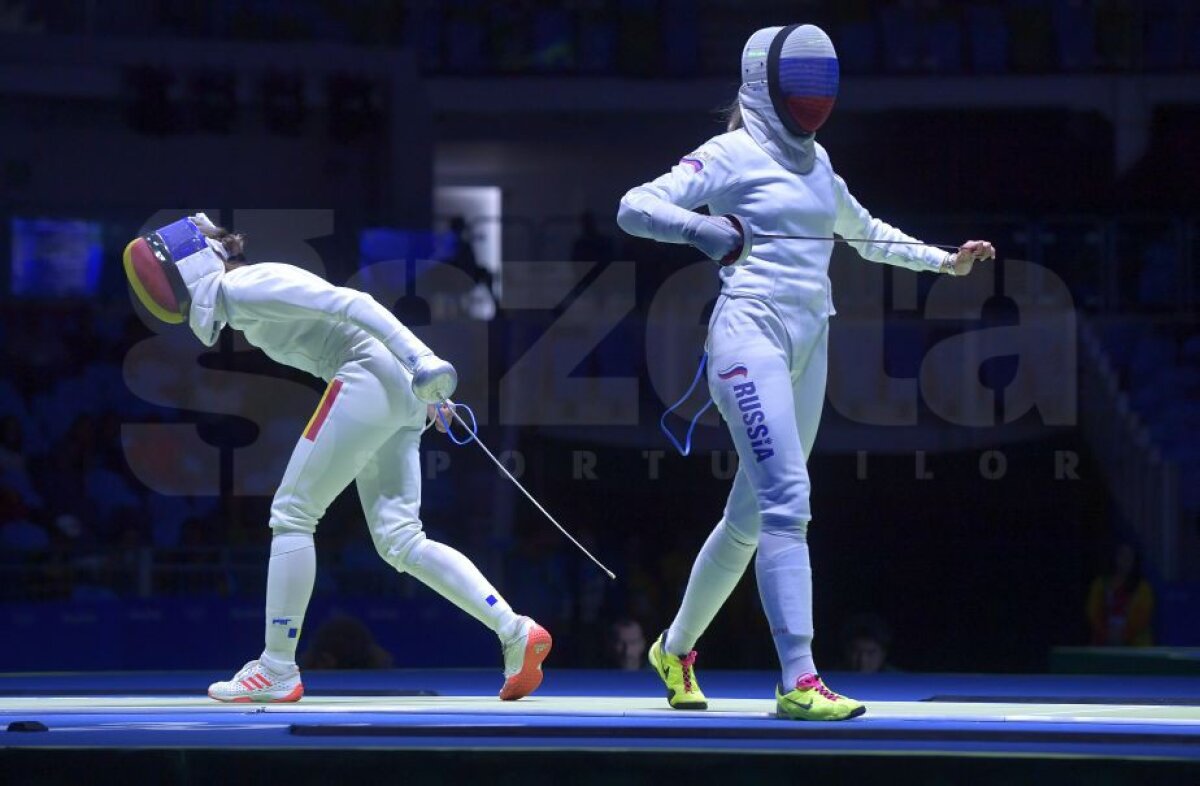 FOTO » FANTASTIC!!! Suntem mândri de voi!!! A venit prima medalie și e DE AUR: ”Tricolorele” de la spadă au învins campioana olimpică și mondială, China!