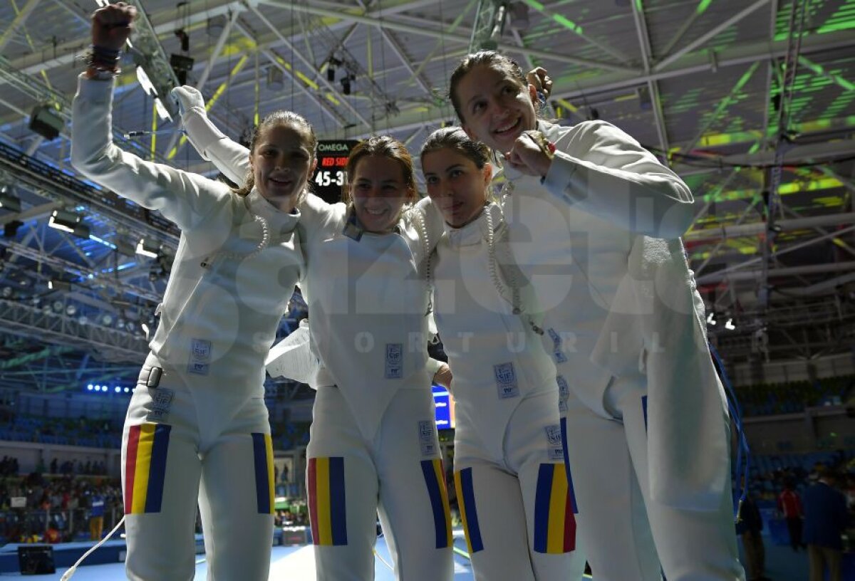 FOTO » FANTASTIC!!! Suntem mândri de voi!!! A venit prima medalie și e DE AUR: ”Tricolorele” de la spadă au învins campioana olimpică și mondială, China!