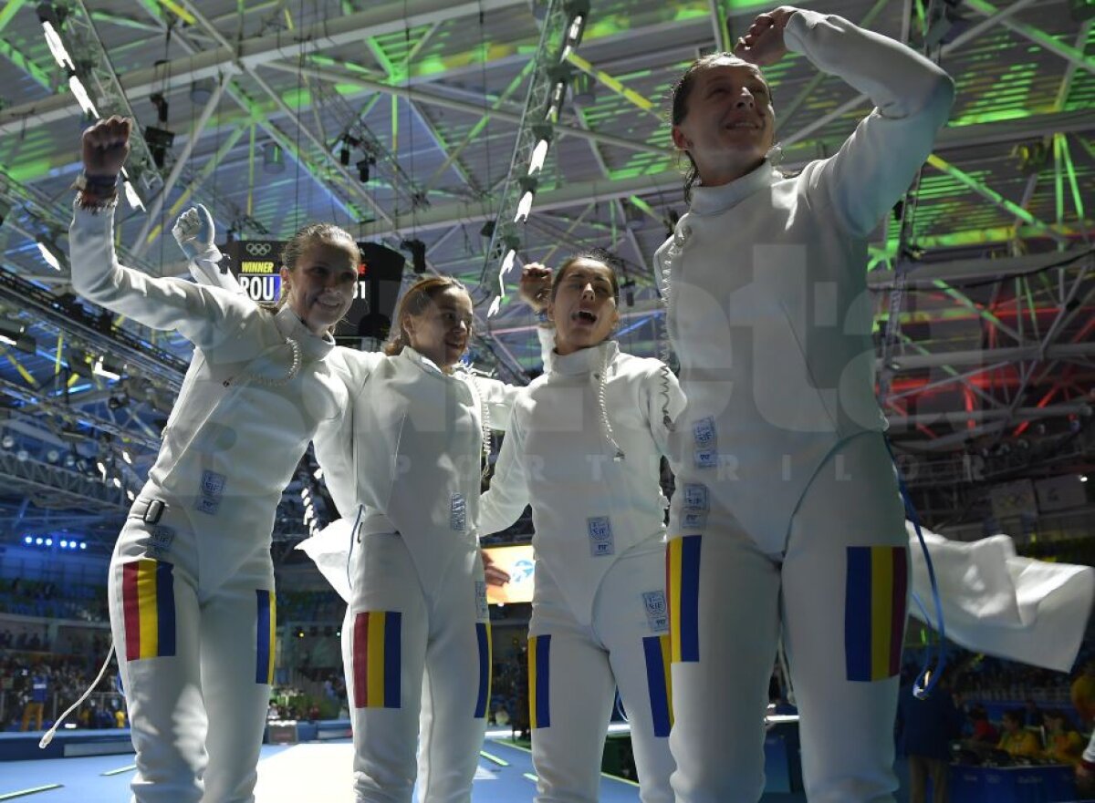 FOTO » FANTASTIC!!! Suntem mândri de voi!!! A venit prima medalie și e DE AUR: ”Tricolorele” de la spadă au învins campioana olimpică și mondială, China!