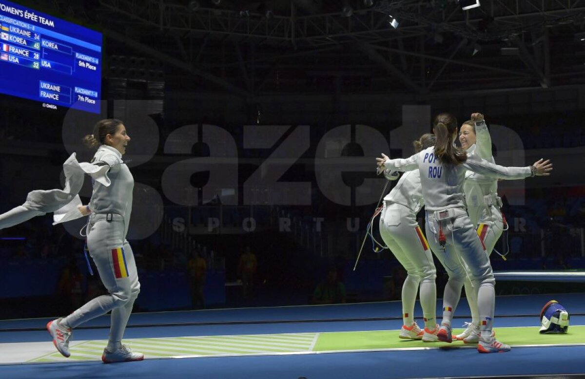 FOTO » FANTASTIC!!! Suntem mândri de voi!!! A venit prima medalie și e DE AUR: ”Tricolorele” de la spadă au învins campioana olimpică și mondială, China!