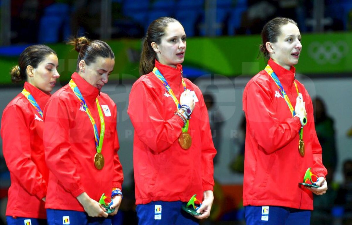 GALERIE FOTO Imaginile unei seri de aur » Fotoreporterul GSP a surprins 20 de imagini emoționante după finala de la scrimă