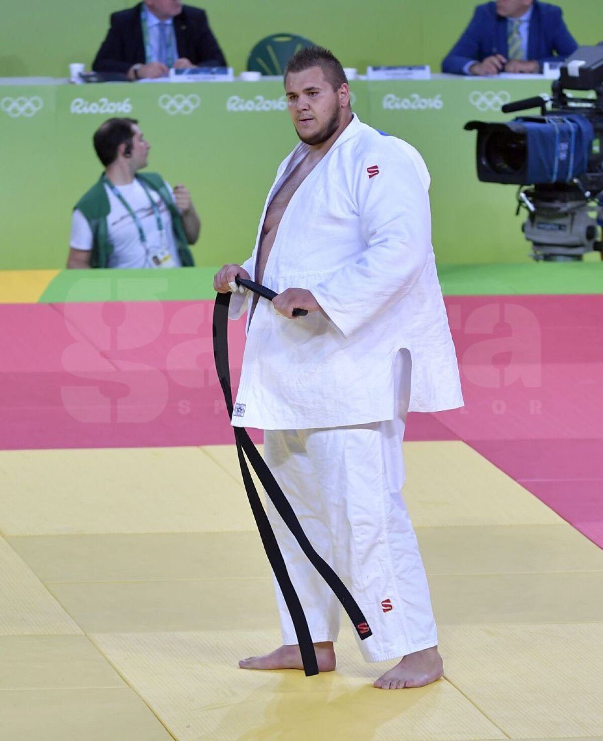 GALERIE FOTO Judoka Daniel Natea a fost eliminat în "optimi" » Românul a pierdut prin ippon
