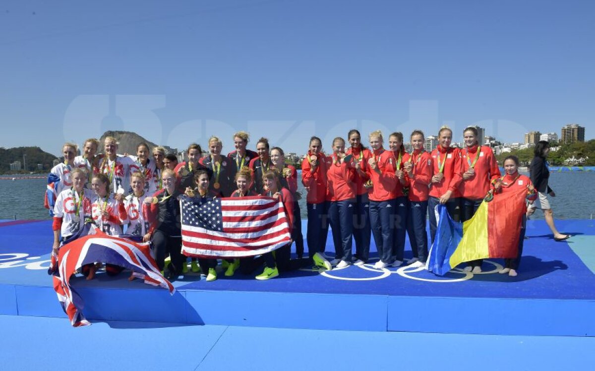 GALERIE FOTO Bravo, fetelor! Încă o medalie pentru România! Echipajul de 8+1 aduce bronzul