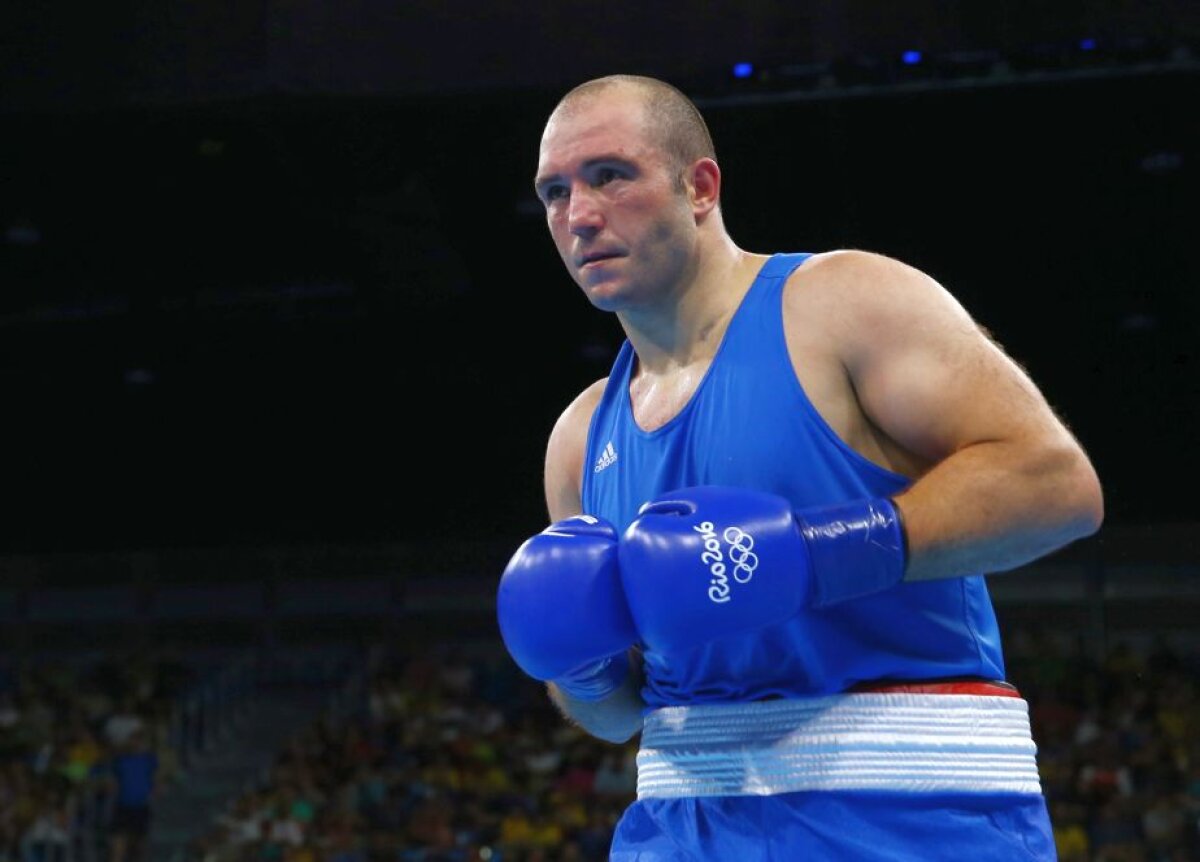 Decizie incredibilă a arbitrilor! Pugilistul Mihai Nistor a ratat calificarea în "sferturi" la plus 91 kg