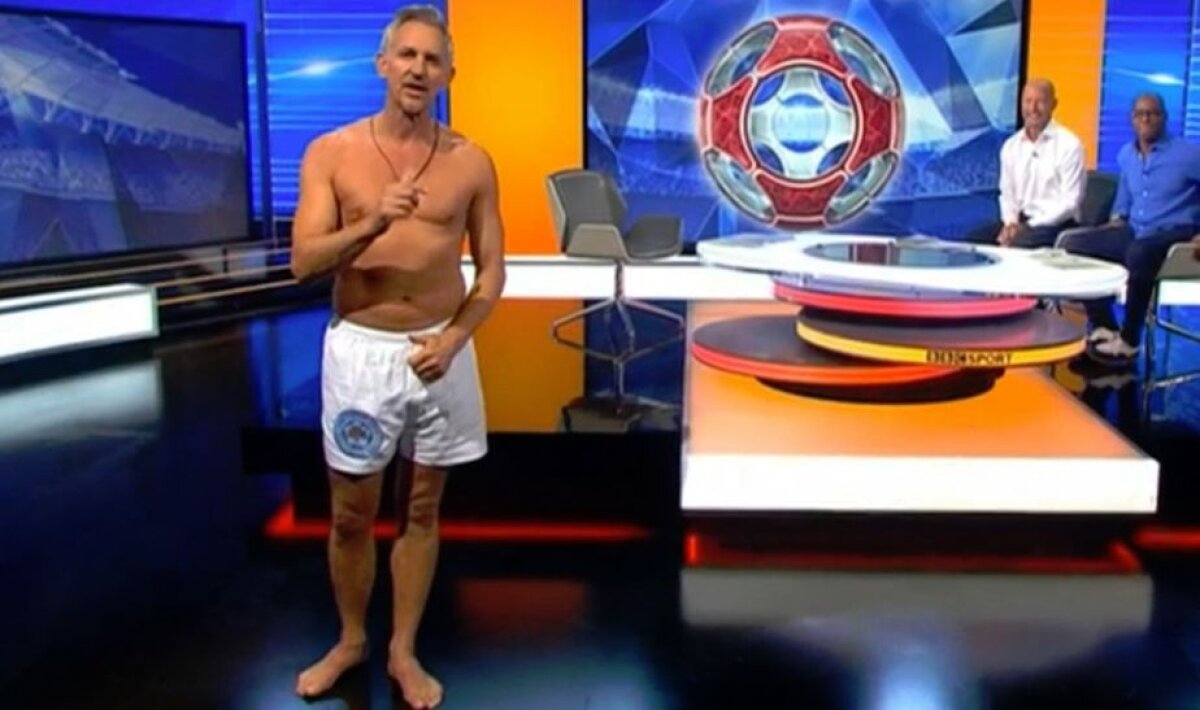 VIDEO + FOTO FABULOS! Lineker s-a ținut de cuvânt! » A apărut doar în chiloți pentru emisiunea de Premier League! De ce a făcut asta