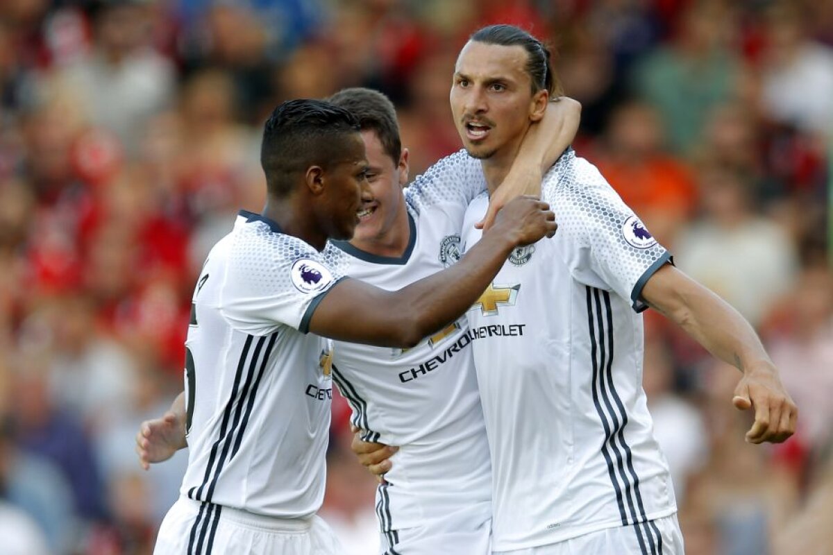 VIDEO+FOTO Debut în forță pentru Mourinho în Premier League » United a câștigat lejer în deplasare, iar cel mai frumos dintre goluri a fost semnat de Ibra