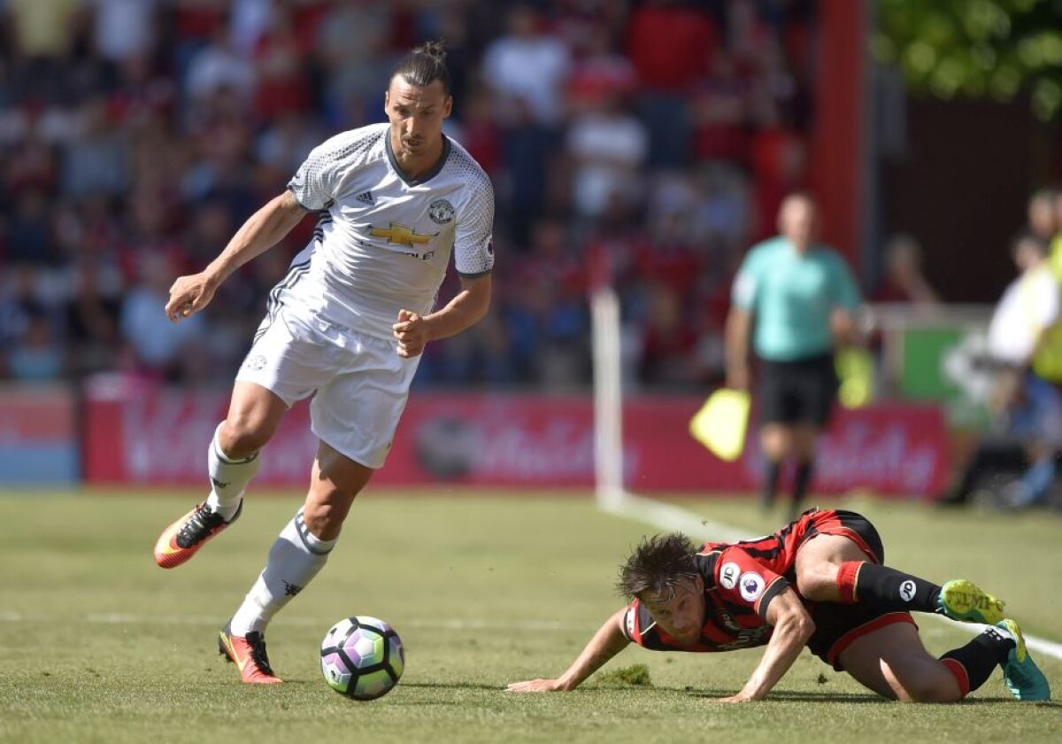 VIDEO+FOTO Debut în forță pentru Mourinho în Premier League » United a câștigat lejer în deplasare, iar cel mai frumos dintre goluri a fost semnat de Ibra