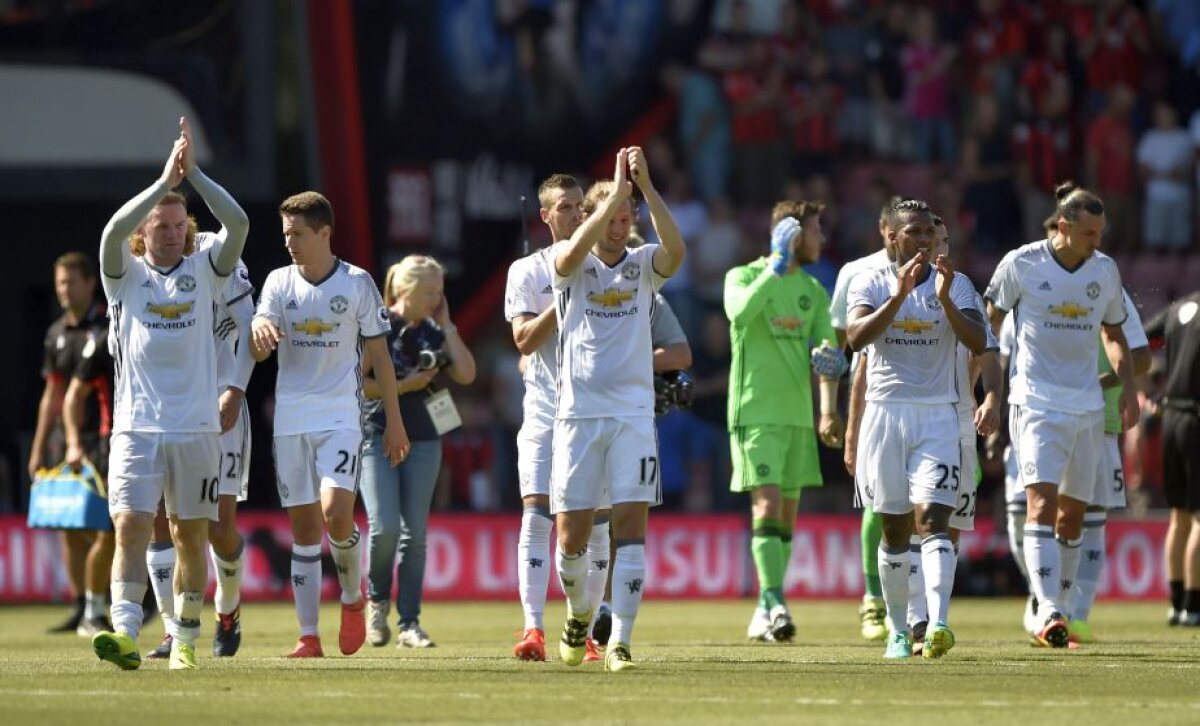VIDEO+FOTO Debut în forță pentru Mourinho în Premier League » United a câștigat lejer în deplasare, iar cel mai frumos dintre goluri a fost semnat de Ibra