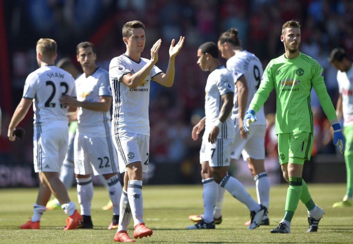 VIDEO+FOTO Debut în forță pentru Mourinho în Premier League » United a câștigat lejer în deplasare, iar cel mai frumos dintre goluri a fost semnat de Ibra