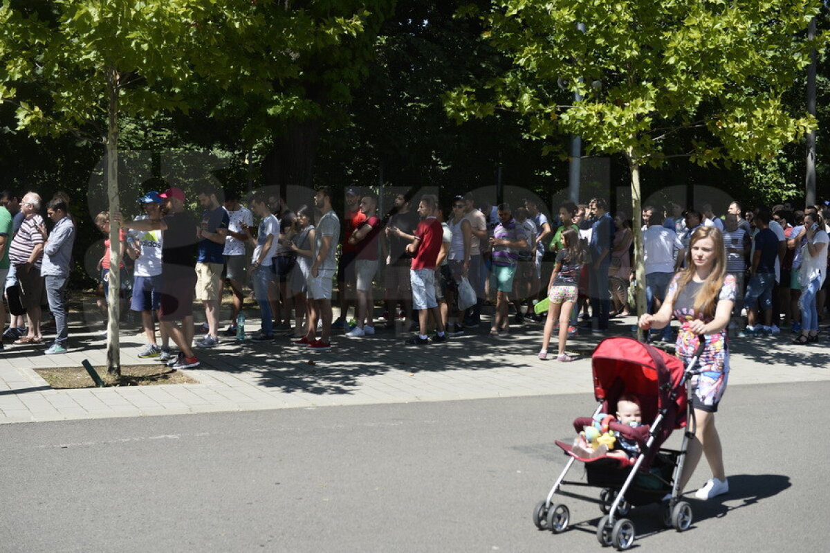 UPDATE  FOTO + VIDEO Ultima șansă pentru fanii Stelei de a-și cumpăra bilete cu City » S-au deschis casele la Național Arena