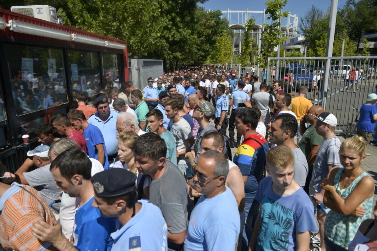 Repopulează stadioanele » Casele de bilete de la Arena Naţională au fost luate ieri cu asalt de fanii roş-albaştrilor