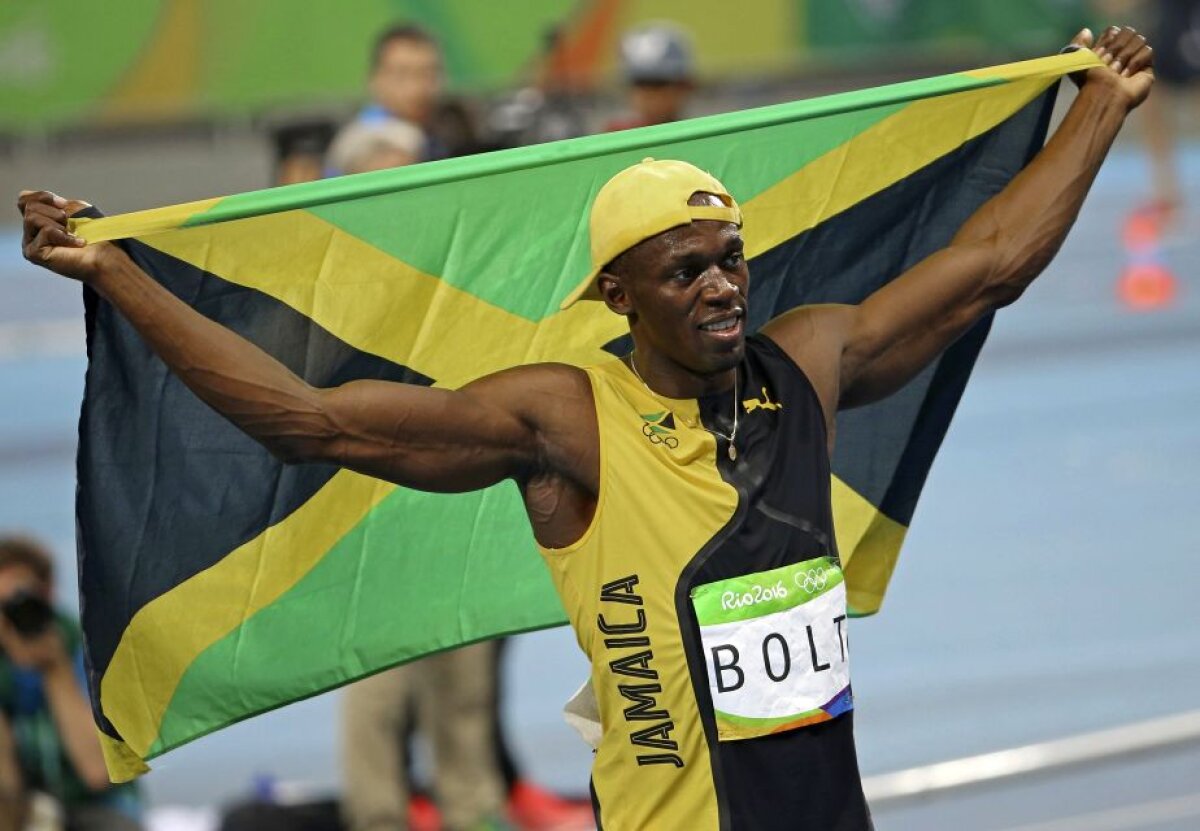 GALERIE FOTO » BLITZ! BLITZ! BLITZ! 20 de imagini de senzaţie cu Usain Bolt care au făcut înconjurul lumii