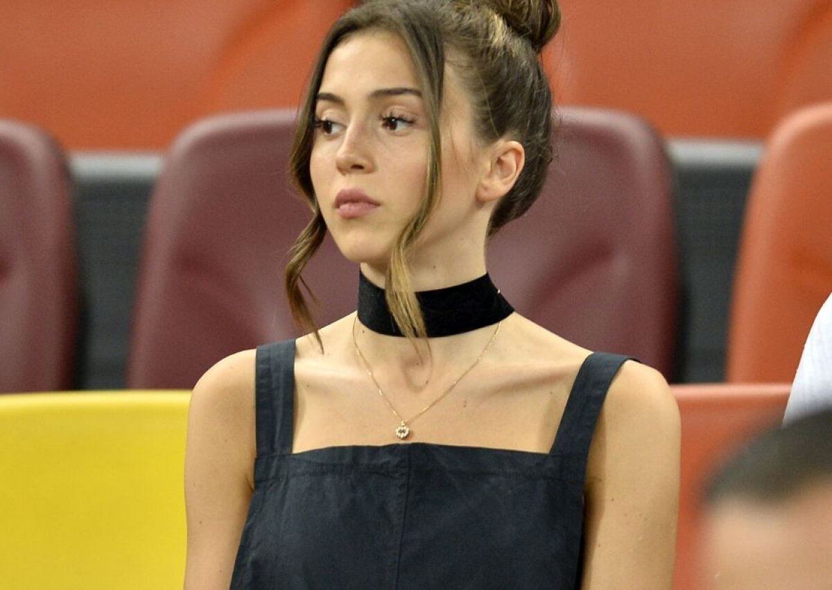 GALERIE FOTO Agitație în tribune la meciul Steaua - City » Mii de fani au luat cu asalt Arena Națională! Teodora Stoica și un fost stelist au atras toate privirile