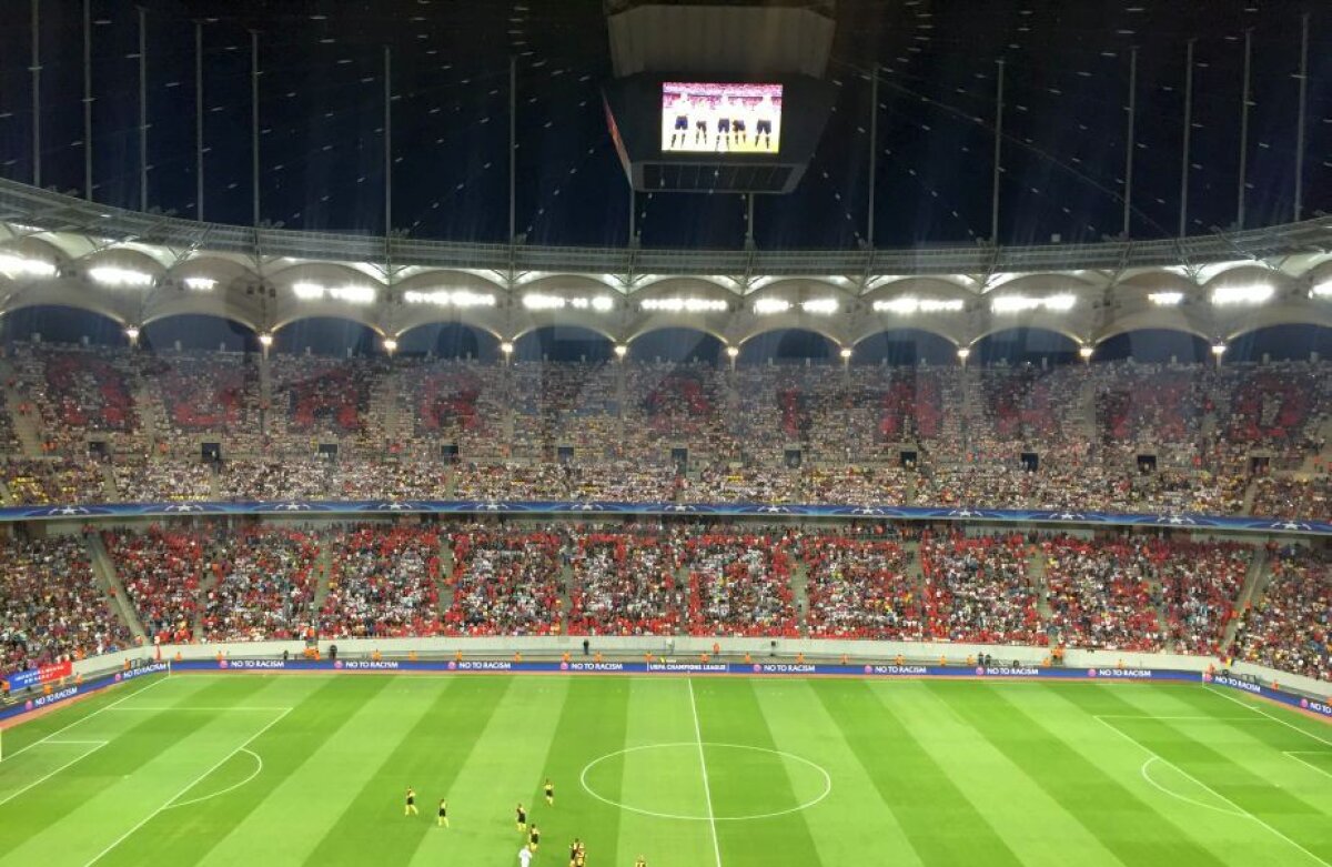 FOTO Reacțiile dinamoviștilor după coregrafia de la Steaua - City » Cum s-au amuzat jucătorii și oficialii după gestul fără precedent al suporterilor lor