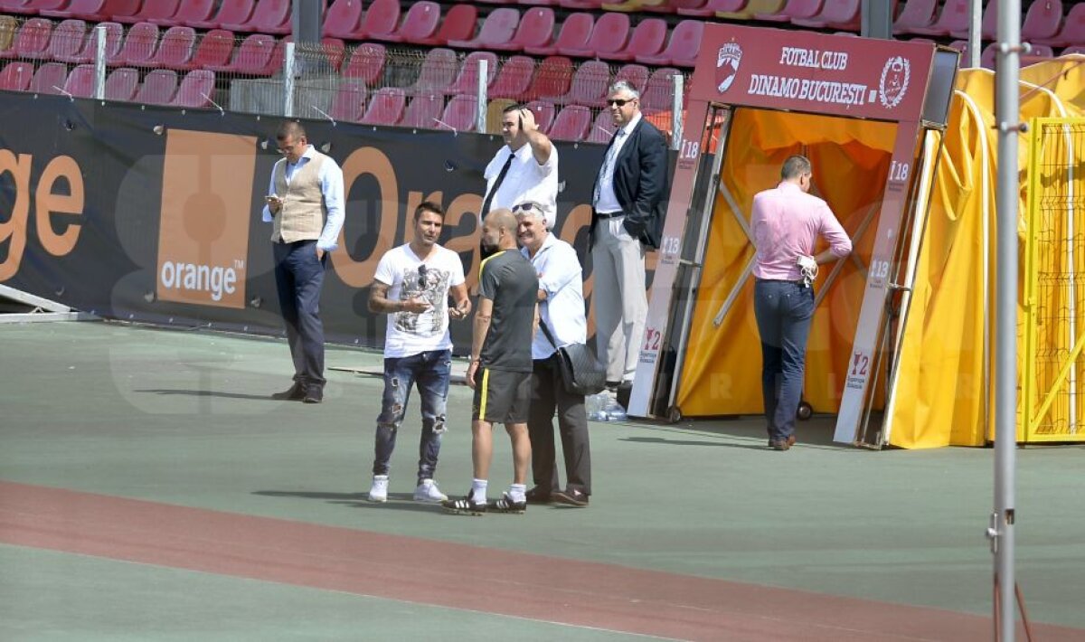 VIDEO + FOTO » Doar Dinamo București pentru Guardiola :) City s-a antrenat în Ștefan cel Mare, Pep s-a întreținut cu Mutu și Andone
