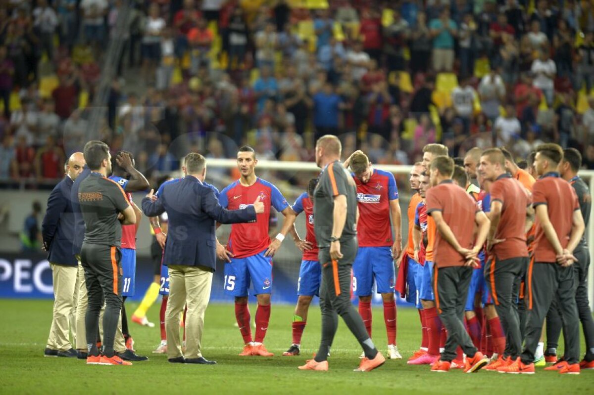 GALERIE FOTO Gesturile făcute de jucătorii Stelei, care nu s-au văzut la TV » Suporterii au reacționat imediat