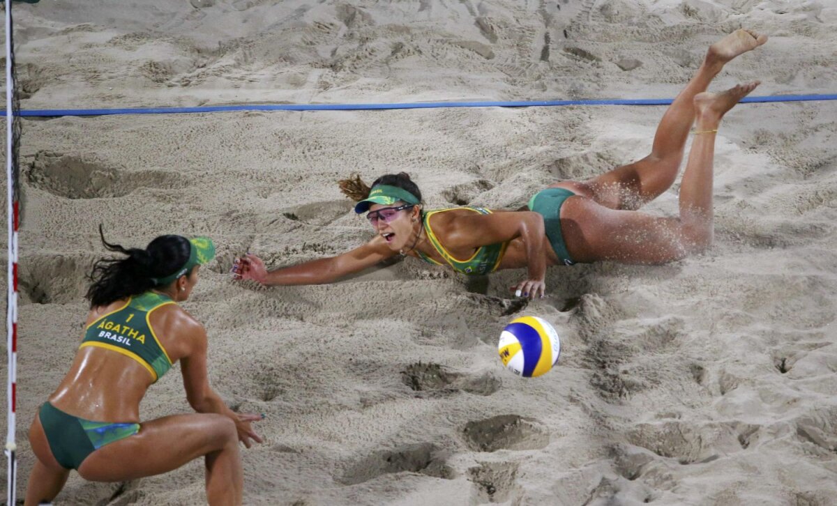 FOTO Splendoare în nisip » Voleibalistele au oferit cele mai fierbinți imagini de la acestă ediție a JO