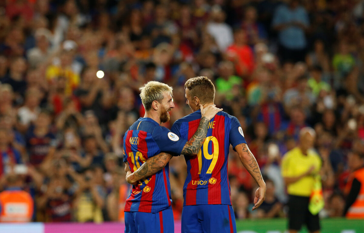 VIDEO + FOTO Barcelona a câștigat primul trofeu al sezonului: Supercupa Spaniei! Goluri fabuloase marcate de Turan și Messi