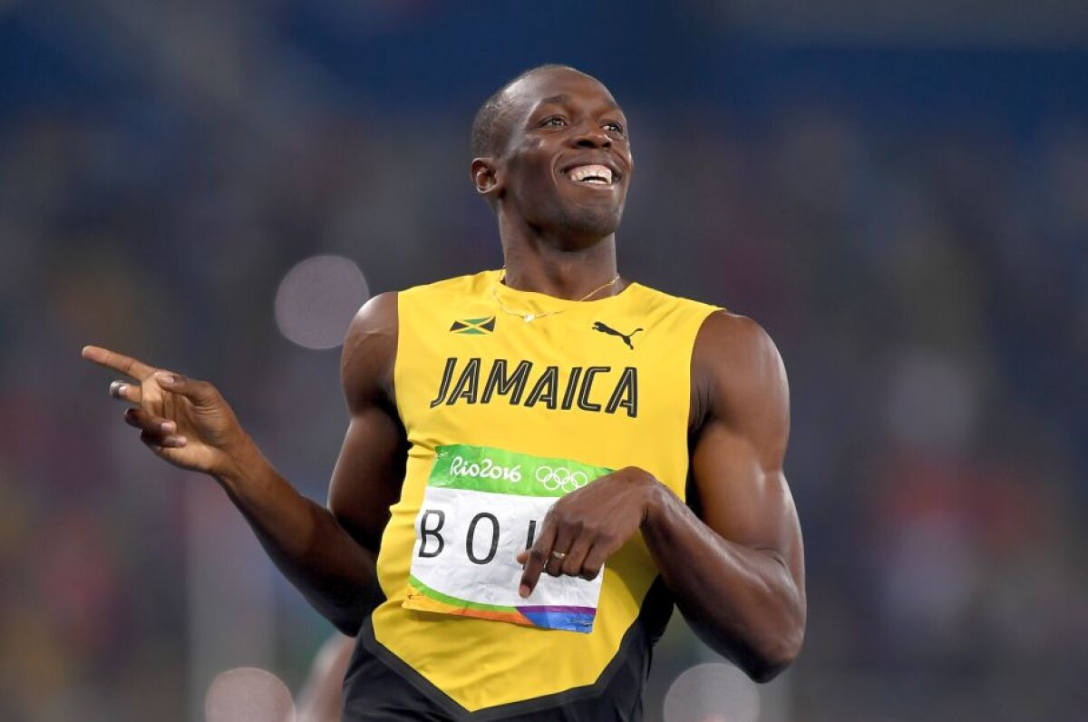 FOTO Moment genial oferit de Bolt în semifinala la 200 de metri » Jamaicanul a terminat cursa certându-și adversarul: "Ce naiba faci?"