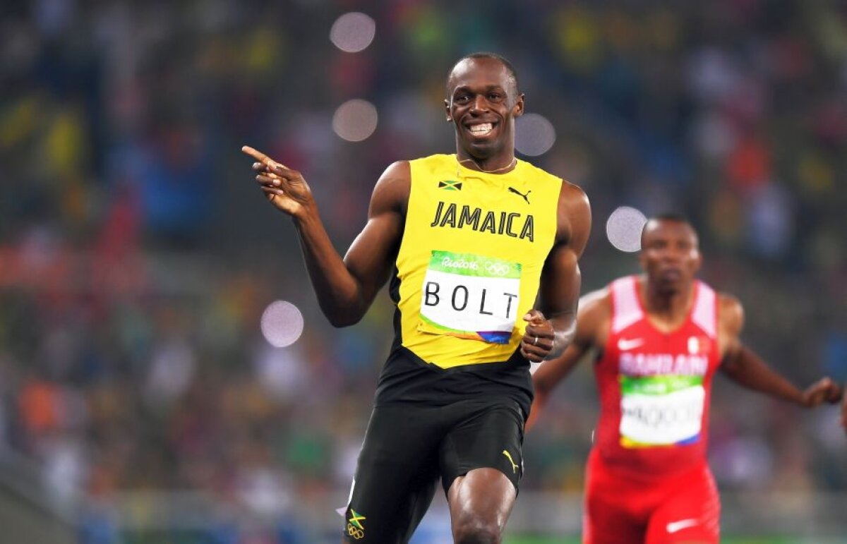 FOTO Moment genial oferit de Bolt în semifinala la 200 de metri » Jamaicanul a terminat cursa certându-și adversarul: "Ce naiba faci?"