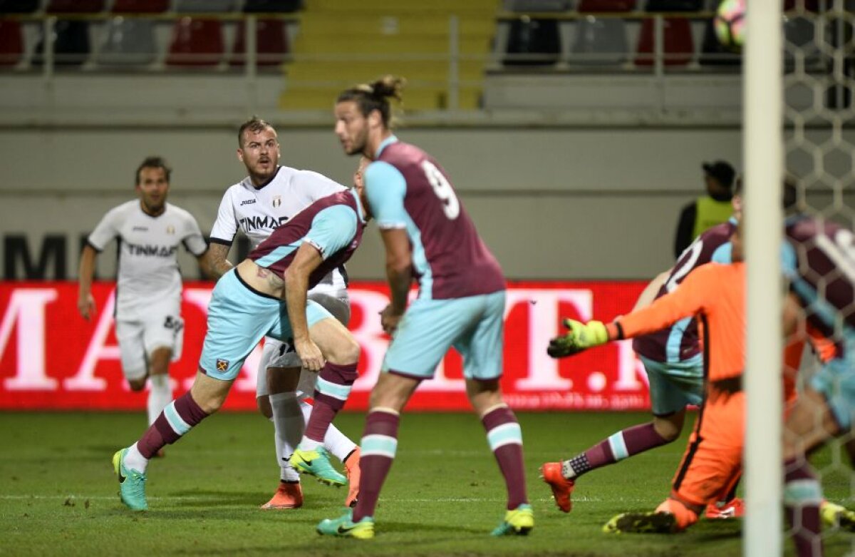 FOTO și VIDEO » AliBack! Atacantul a revenit cu gol după accidentare și le dă speranțe campionilor înaintea meciului retur cu West Ham