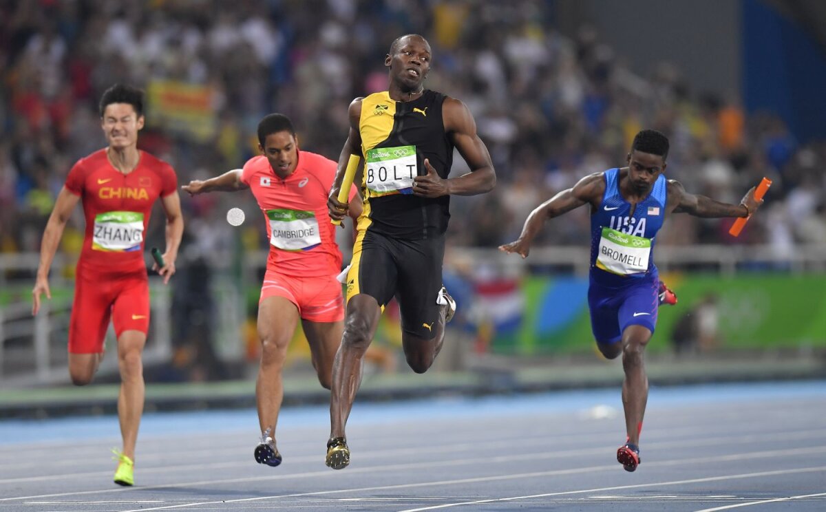 FOTO Regele Fulger » Usain Bolt a câștigat a treia medalie la Rio: victorie și la ştafetă 4x100 metri