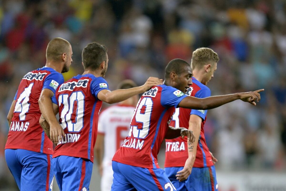 VIDEO și FOTO » Fotbal, orgolii și spectacol! Steaua și Dinamo au remizat într-un superduel cu două goluri