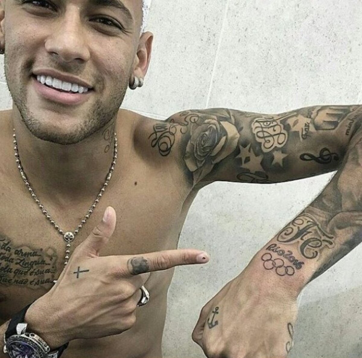 FOTO Primul lucru realizat de Neymar după ce a luat aurul cu Brazilia la JO » Și-a făcut un nou tatuaj :)