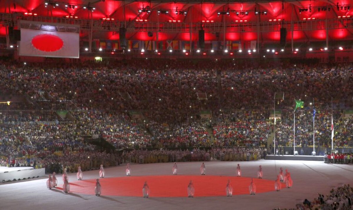 GALERIE FOTO Jocurile Olimpice de la Rio au ajuns la final! Simona Pop a fost portdrapelul României la ceremonia de închidere