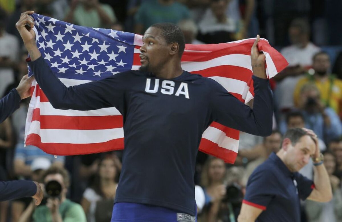 GALERIE FOTO » SUA a cucerit aurul la baschet masculin după ce a spulberat Serbia în finala